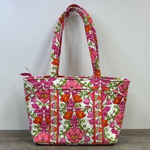 🌸 Vera Bradley “LILLI BELL” Quilted Zip-Top Tote Bag – Pink Floral Print